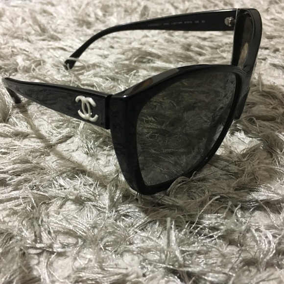 CHANEL Accessories - Sold ❤️ Chanel sunglasses black CC 5203